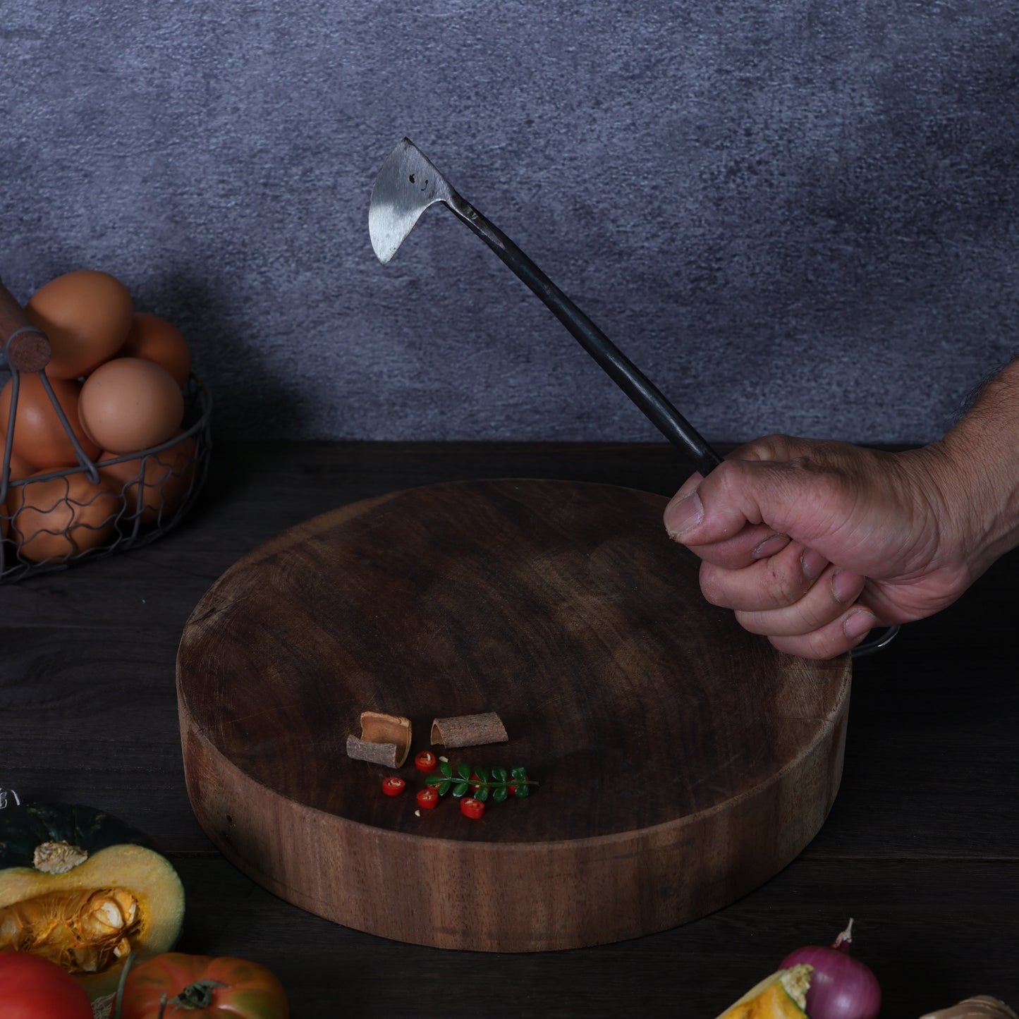 Leung Tim Carbon Coconut Knife (Iron Handle)