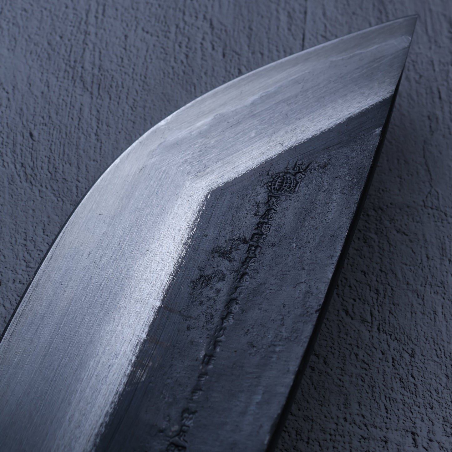 Leung Tim Carbon Hair Cleaver (Wood Handle)
