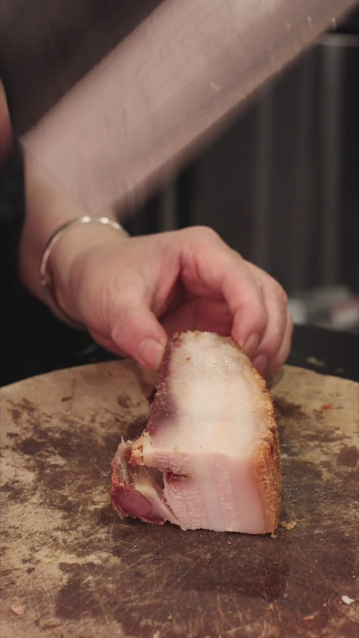 Carbon Kau Kong chopping pork belly